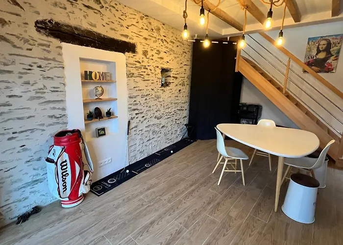 Maison Pour 5 Personnes Proche Aeroport De Nantes בית נופש *